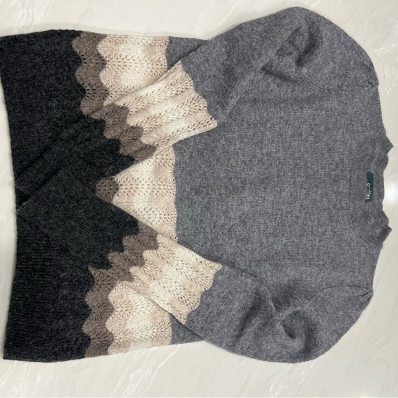 Griffen Women’s Wool, Cashmere Crew Neck Sweater, Size Small - Picture 4 of 7